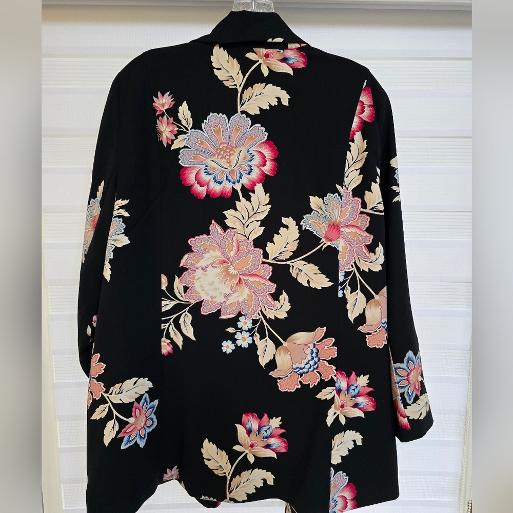 Floral Open Blazer Women's Jacket - Picture 5 of 5